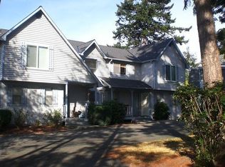 324 NE Izett St APT A3, Oak Harbor, WA 98277