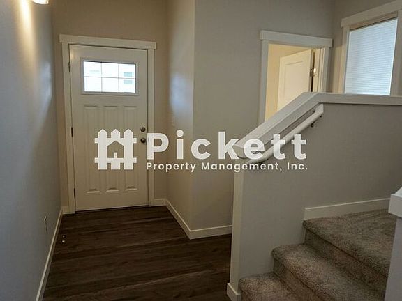 3rd image of 2198 Convoy Ct NW