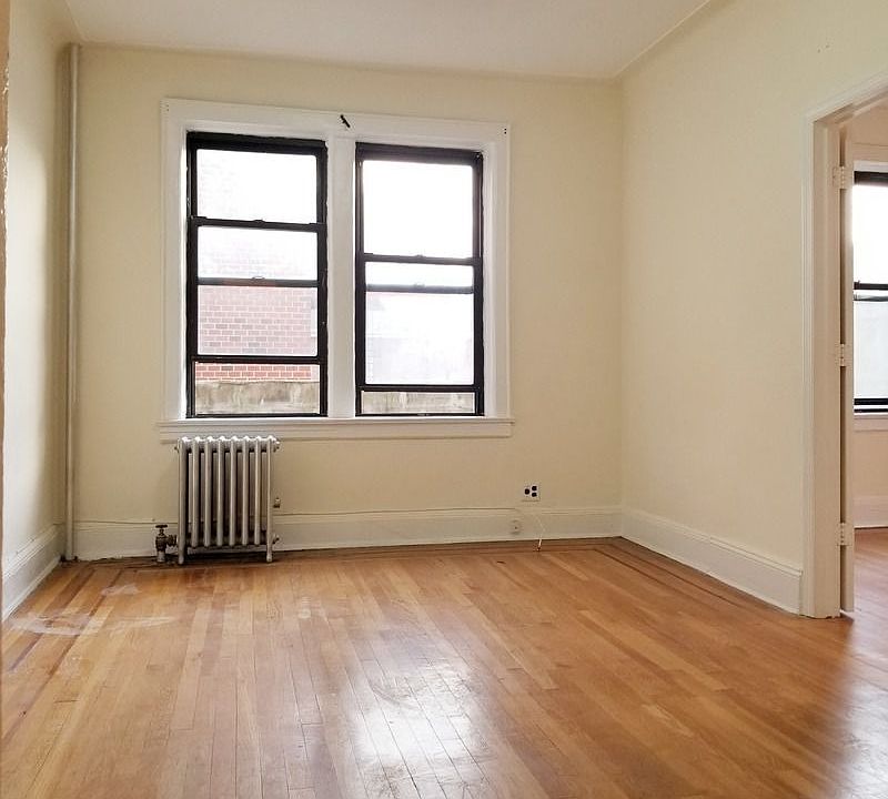 1st image of 2526 44th St APT A3