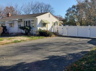 200 Moss Rd, Springfield, MA 01119