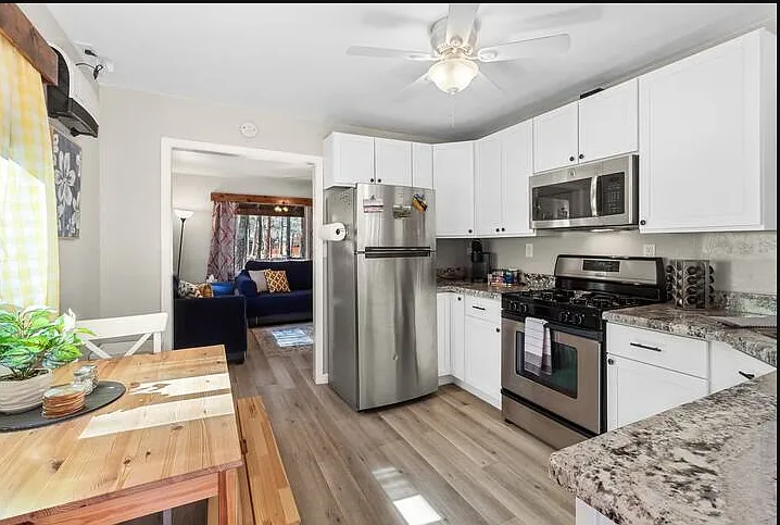 515 Lilly Dr — Photo 4