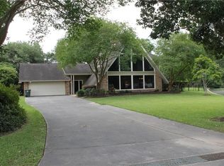 7 Fairway Ln, Lake Charles, LA 70605