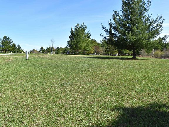 4th image of 5445 Winchester Way