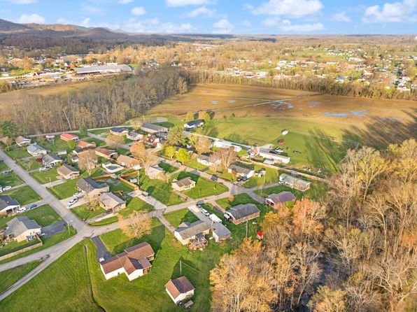 80 Westview Dr, Stanton, KY 40380
