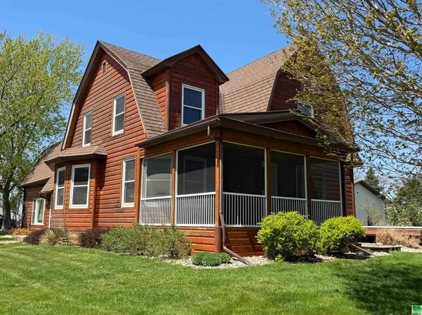6219 Highway 110, Storm Lake, IA 50588