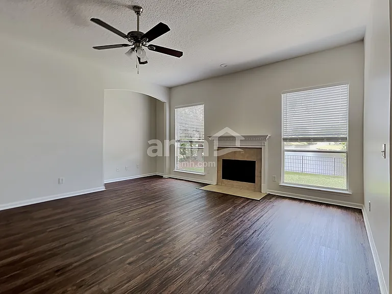 1582 Sailmaker Ln — Photo 6
