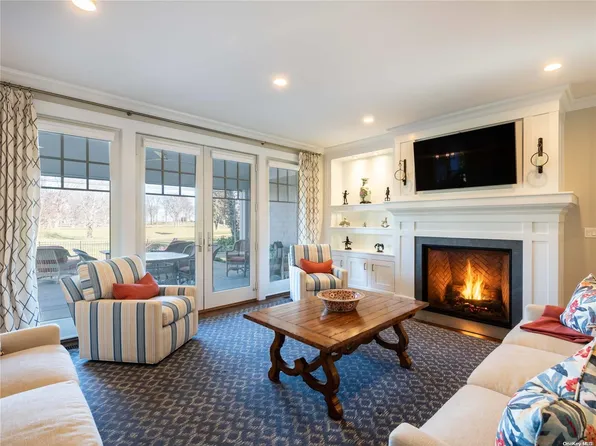 62 Country Club Drive, Port Washington, NY 11050