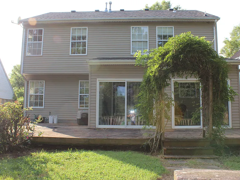 1740 Bernstein Dr — Photo 27