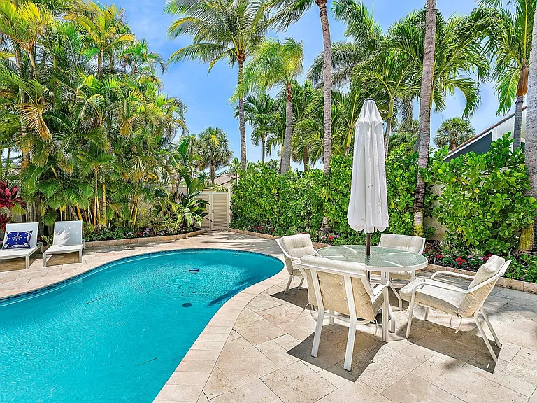 107 Mako Ln — Photo 37