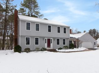 185 Coventry Ln, Longmeadow, MA 01106