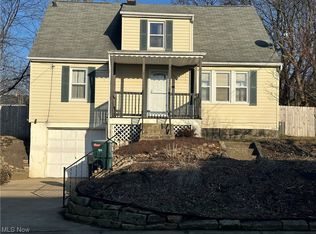 339 Baldwin Rd, Akron, OH 44312