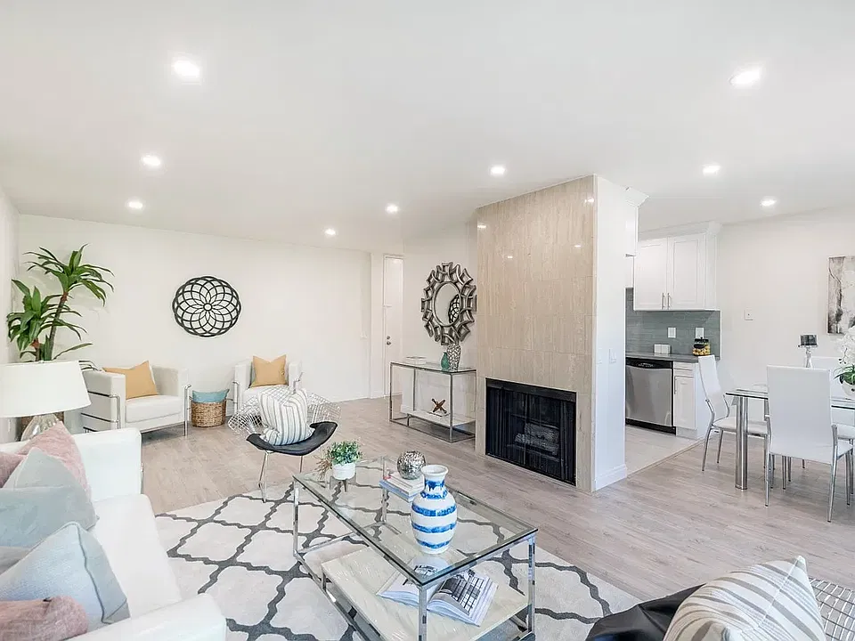 505 N Louise St #201