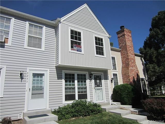 2nd image of 3233 S Estes St