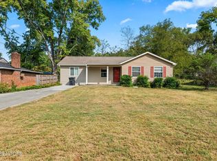 1204 Coosa St, Athens, TN 37303