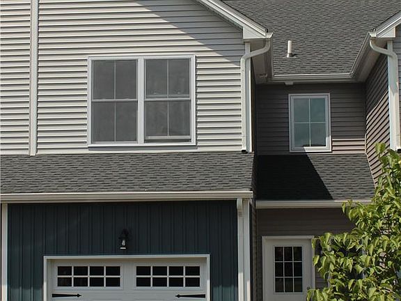 2nd image of 86 Hess Ave