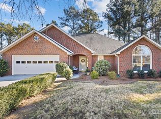 227 Point Wylie Ln, Tega Cay, SC 29708