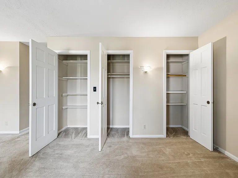 7541 Old Post Rd #14 — Photo 7