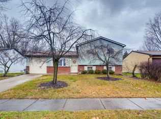 4679 Chanterwood Dr, Columbus, OH 43231