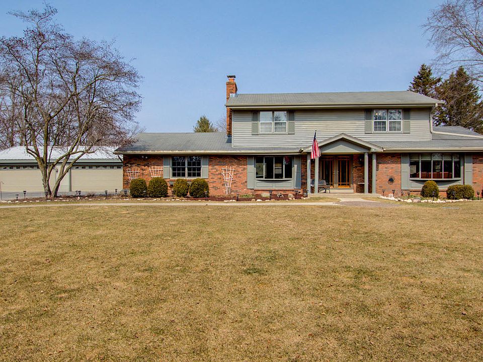 1st image of 11556 Hidden Valley Dr