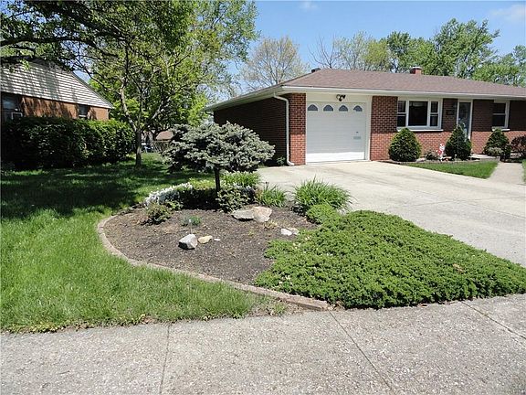2nd image of 595 Barbara Dr