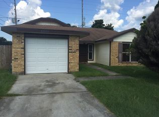 2401 S Sugar Ridge Dr, La Place, LA 70068