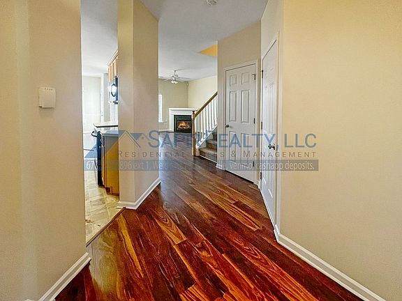 3rd image of 965 Pierce Brennen Dr