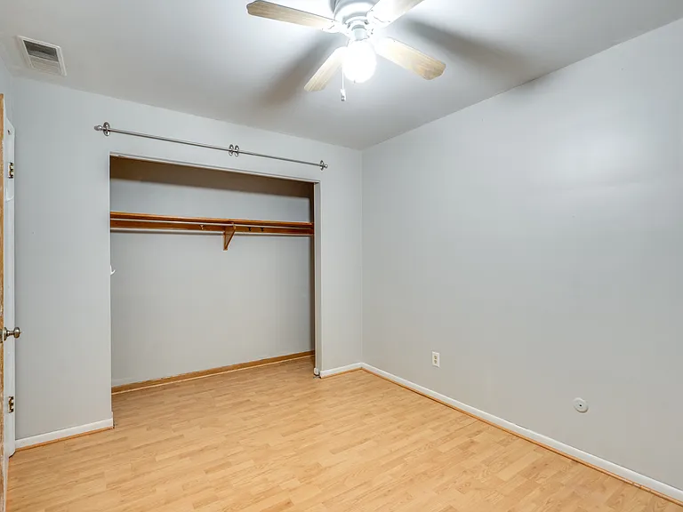 1524 Robin Ln — Photo 18