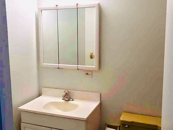 5th image of 240-23 68th Ave Floor 2