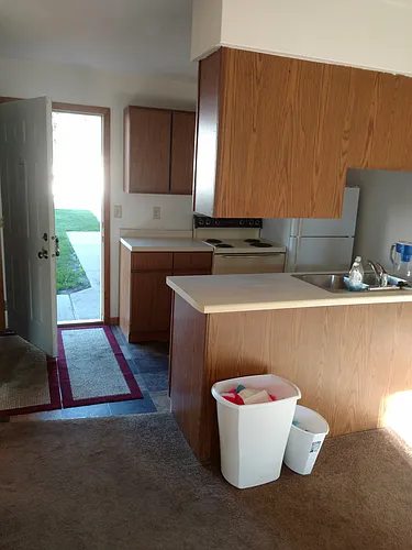 405 Alexander St Photo 1