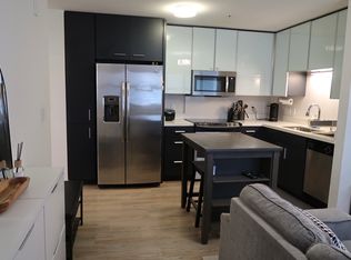 1310 Pensacola St #307, Honolulu, HI 96814