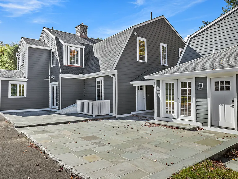849 Lake Ave — Photo 48