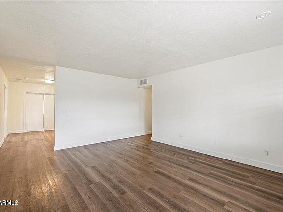 4th image of 8238 N 42ND Drive