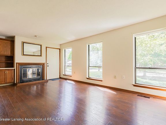 5th image of 2925 Staten Ave Unit 7