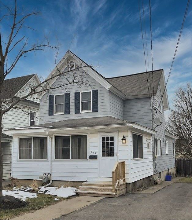 1st image of 223 Caroline Ave