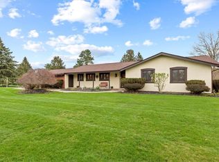 2 Prospect Hill Rd, Pittsford, NY 14534