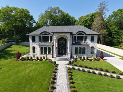 33 Parkway Drive, Roslyn Heights, NY, 11577
