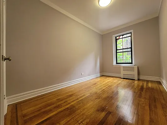 Rented by Beekman Street Realty | media 11