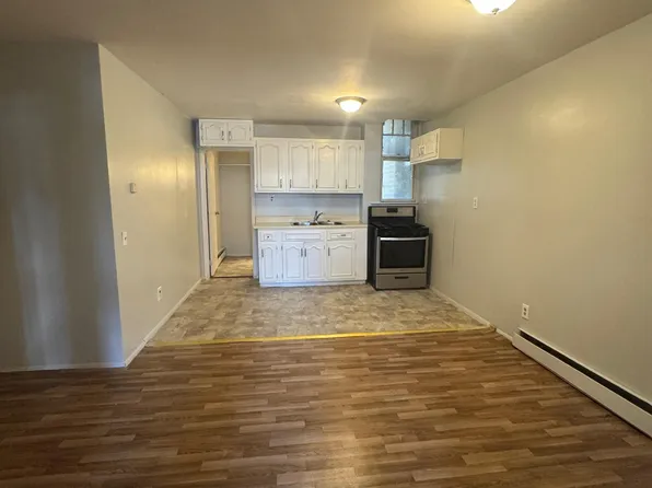 245 Hollywood Ave APT A, Hillside, NJ 07205