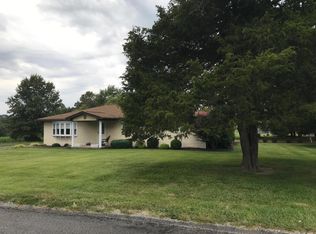 13317 Davidson Rd, Marion, IL 62959