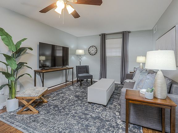 5th image of 8325 & 8327 Lowell Ave #17465115