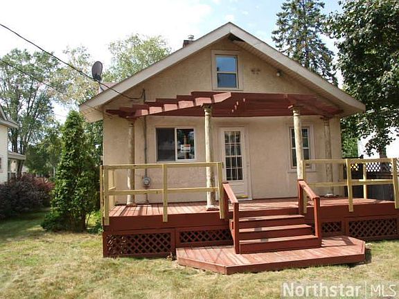 3rd image of 3845 Bloomington Ave