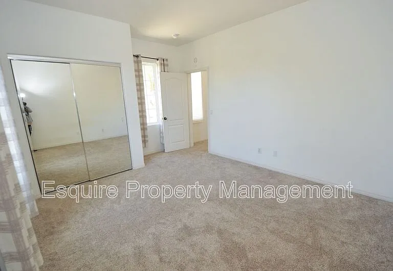 13735 Blue Ridge Way — Photo 24