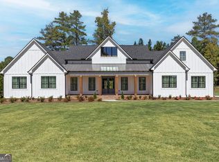 989 Oxford Rd, Ball Ground, GA 30107