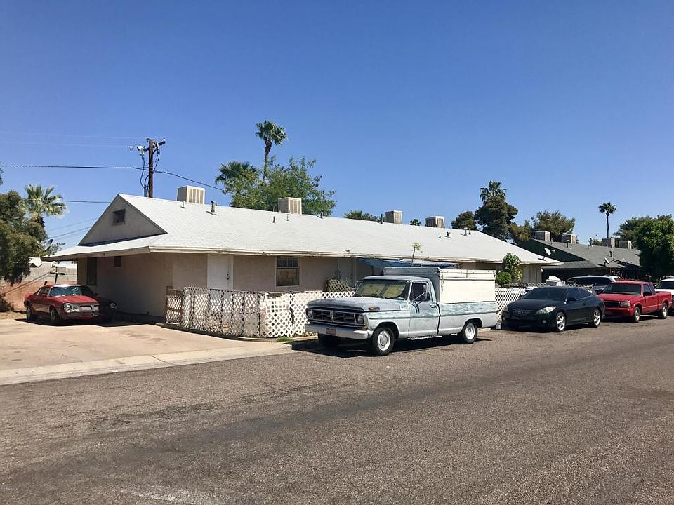 2nd image of 902 E Brinker Dr