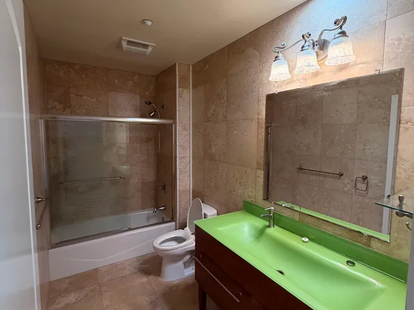 20683 Center St, Castro Valley, CA 94546