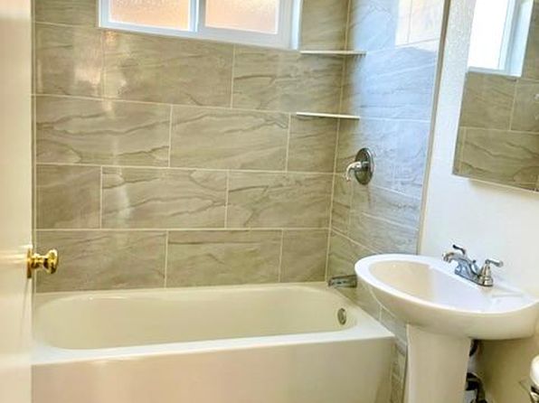 18 Linden Ave APT 2