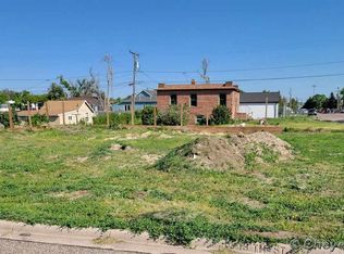 1221 Hugur Ave, Cheyenne, WY 82001