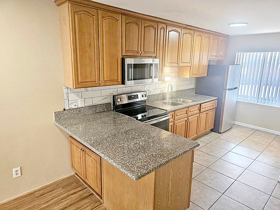 2nd image of 4538 Norwood St #D