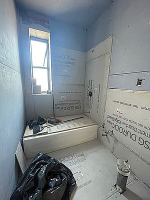 3rd image of 289 Crown St #C6