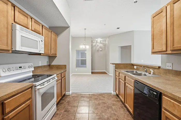 5150 Playpen Dr #4 — Photo 10